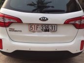 Cần bán lại xe Kia Sorento đời 2015, màu trắng, nhập khẩu, xe gia đình