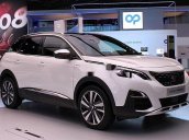 Bán Peugeot 3008 sản xuất 2018, màu trắng xe gia đình