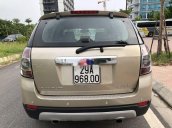 Cần bán xe Chevrolet Captiva sản xuất năm 2010, màu vàng cát, xe gia đình, giá tốt