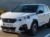 Bán Peugeot 3008 sản xuất 2018, màu trắng xe gia đình