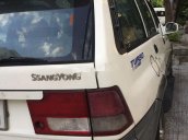 Cần bán gấp Ssangyong Musso sản xuất năm 2003, màu trắng, nhập khẩu