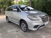 Cần bán Toyota Innova 2015 số sàn, màu bạc, cọp zin