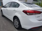 Bán Kia Cerato 1.6MT màu trắng, số sàn, sản xuất 2017, một chủ xe đẹp