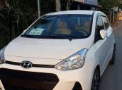 Cần bán xe Hyundai Grand i10 sản xuất 2017, màu trắng, xe nhập như mới