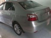 Bán Toyota Vios sản xuất năm 2010, màu bạc, 285 triệu