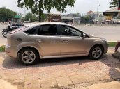 Cần bán Ford Focus sản xuất năm 2010, xe nhập, 340tr