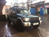 Bán Mitsubishi Pajero 2.4 sản xuất năm 2002, màu xanh lam số sàn, giá chỉ 140 triệu