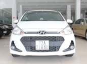 Hyundai Grand i10 sản xuất 2017, màu trắng, nhập khẩu nguyên chiếc giá 365 triệu