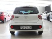 Hyundai Grand i10 sản xuất 2017, màu trắng, nhập khẩu nguyên chiếc giá 365 triệu