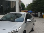 Xe Hyundai Accent đời 2018, màu bạc, ít sử dụng, giá 490 triệu đồng