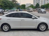 Xe Hyundai Accent đời 2018, màu bạc, ít sử dụng, giá 490 triệu đồng
