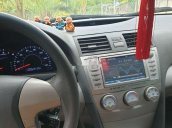 Xe Toyota Camry đời 2010, màu trắng, nhập khẩu