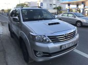 Cần bán Toyota Fortuner MT năm 2015, màu bạc, giá tốt