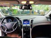 Cần bán Hyundai Sonata 2011, màu trắng, nhập khẩu nguyên chiếc, 525 triệu