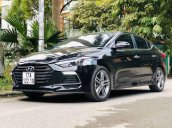 Bán Hyundai Elantra đời 2018, màu đen