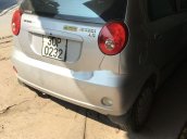 Bán Chevrolet Spark gia đình cần bán ô tô 2009, màu bạc, 90tr