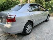 Bán Toyota Vios sản xuất 2011, màu bạc số sàn, 255 triệu