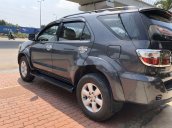 Cần bán lại xe Toyota Fortuner 2010, giá tốt, không lỗi lầm