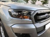 Cần bán gấp Ford Ranger đời 2018, màu bạc, nhập khẩu số sàn, 575tr