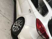 Cần bán xe Kia Rondo năm 2015, màu trắng chính chủ, giá tốt