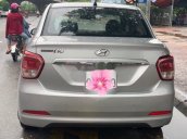 Cần bán xe Hyundai Grand i10 đời 2015, màu bạc, nhập khẩu số tự động