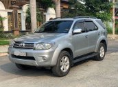 Bán ô tô Toyota Fortuner V sản xuất 2009, màu bạc ít sử dụng, giá tốt