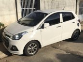 Cần bán Hyundai Grand i10 năm 2015, màu trắng, xe nhập khẩu chính hãng