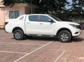 Cần bán gấp Mazda BT 50 đăng ký 2016, màu trắng, xe gia đình, giá tốt 485 triệu đồng