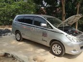 Cần bán lại Toyota Innova 2011, màu bạc, chính chủ, giá tốt