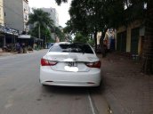 Cần bán xe Hyundai Sonata sản xuất năm 2011, giá cạnh tranh, còn nguyên bản