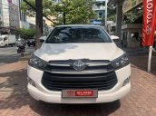 Cần bán Toyota Innova  2.0E MT đời 2018, màu trắng số sàn