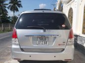 Bán xe Toyota Innova đời 2011, màu bạc, nhập khẩu nguyên chiếc