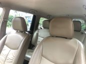 Bán Nissan Grand livina 1.8AT đời 2010, giá tốt