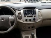 Bán xe Toyota Innova 2.0G AT sản xuất 2012, số tự động