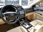 Bán gấp xe Toyota Camry 2.0 đời 2017 tư nhân chính chủ Hà Nội. LH: 084.765.5555