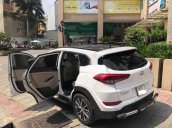 Cần bán gấp Hyundai Tucson sản xuất 2016, nhập khẩu chính hãng