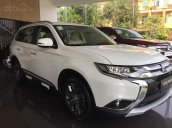 Bán Mitsubishi Outlander 2.4 CVT Premium đời 2019, màu trắng, giá cực kỳ ưu đãi - Mitsubishi Quảng Ninh