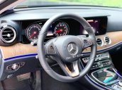 Bán Mercedes E200 2018 màu đen, chính chủ, biển Hà Nội, giá tốt