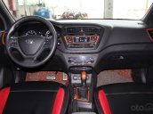 Hyundai i20 Active 1.4AT 2015, xe nhập, chạy bao ngon bao đã, trả góp 70%