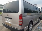 Cần bán Toyota Hiace bán tải 6 chỗ, máy dầu đời 2006, chạy được giờ cấm trong TP