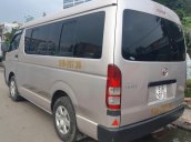 Cần bán Toyota Hiace bán tải 6 chỗ, máy dầu đời 2006, chạy được giờ cấm trong TP