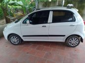 Xe Chevrolet Spark năm sản xuất 2010, màu trắng số sàn