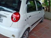 Xe Chevrolet Spark năm sản xuất 2010, màu trắng số sàn