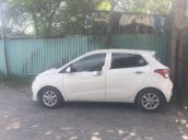 Cần bán xe Hyundai Grand i10 sản xuất 2016, màu trắng, nhập khẩu nguyên chiếc xe gia đình