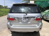 Cần bán gấp Toyota Fortuner đời 2009, màu bạc xe gia đình