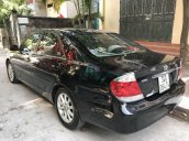 Cần bán gấp Toyota Camry sản xuất 2004, màu đen