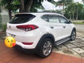 Cần bán Hyundai Tucson 2018, màu trắng, xe nhập, giá 835tr