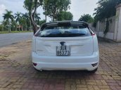 Bán Ford Focus sản xuất 2010, màu trắng số tự động 