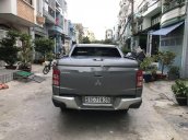 Cần bán xe Mitsubishi Triton đời 2015, màu bạc, nhập khẩu nguyên chiếc chính hãng