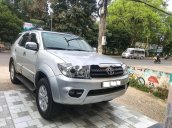 Cần bán lại xe Toyota Fortuner 2.5G năm sản xuất 2009, giá tốt